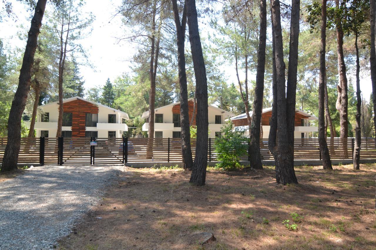 Hotel Apra Pitsunda Exterior foto